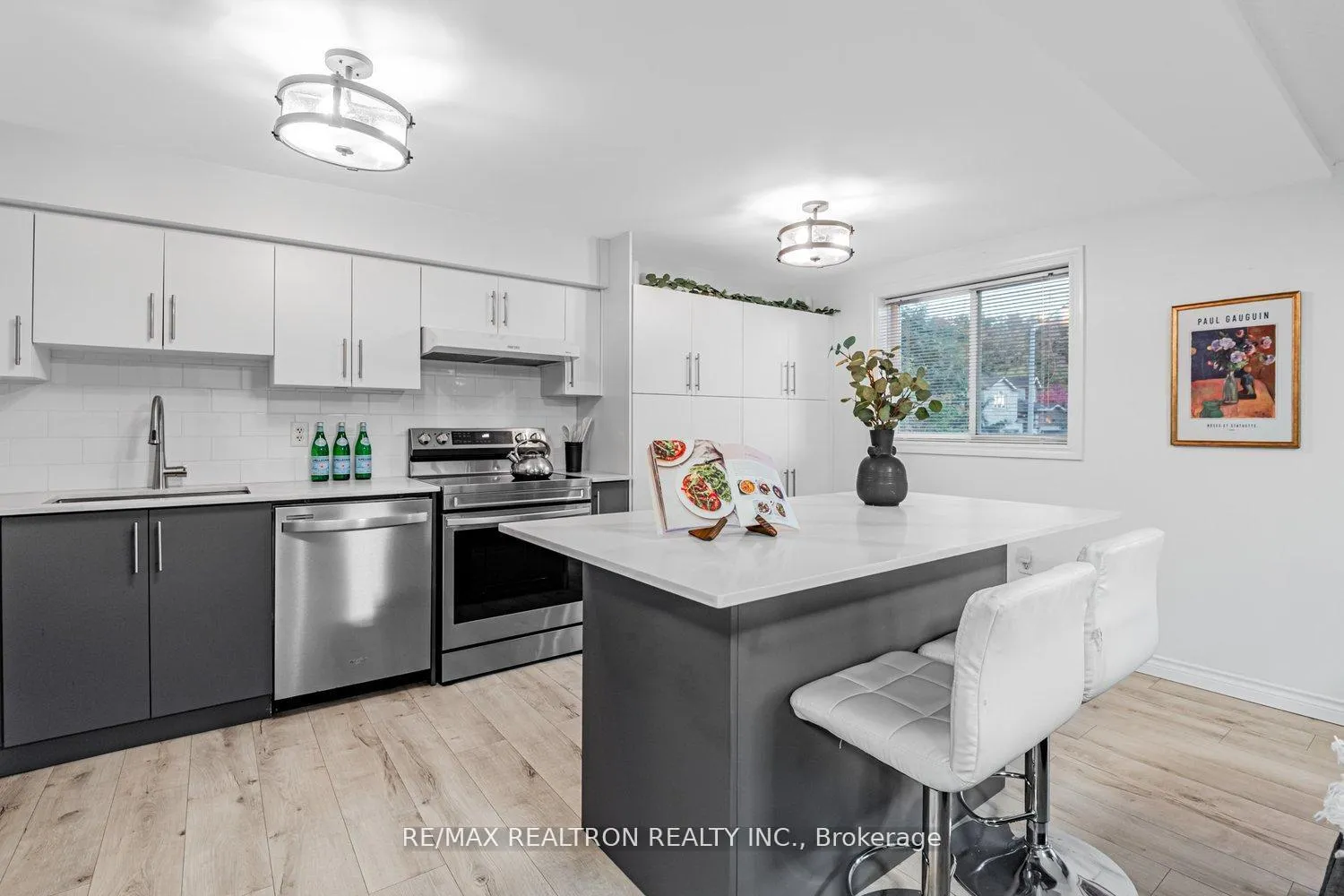 Photo 10 of Unit 8, 83 Goodwin Drive, Barrie, Painswick South — HOMEH