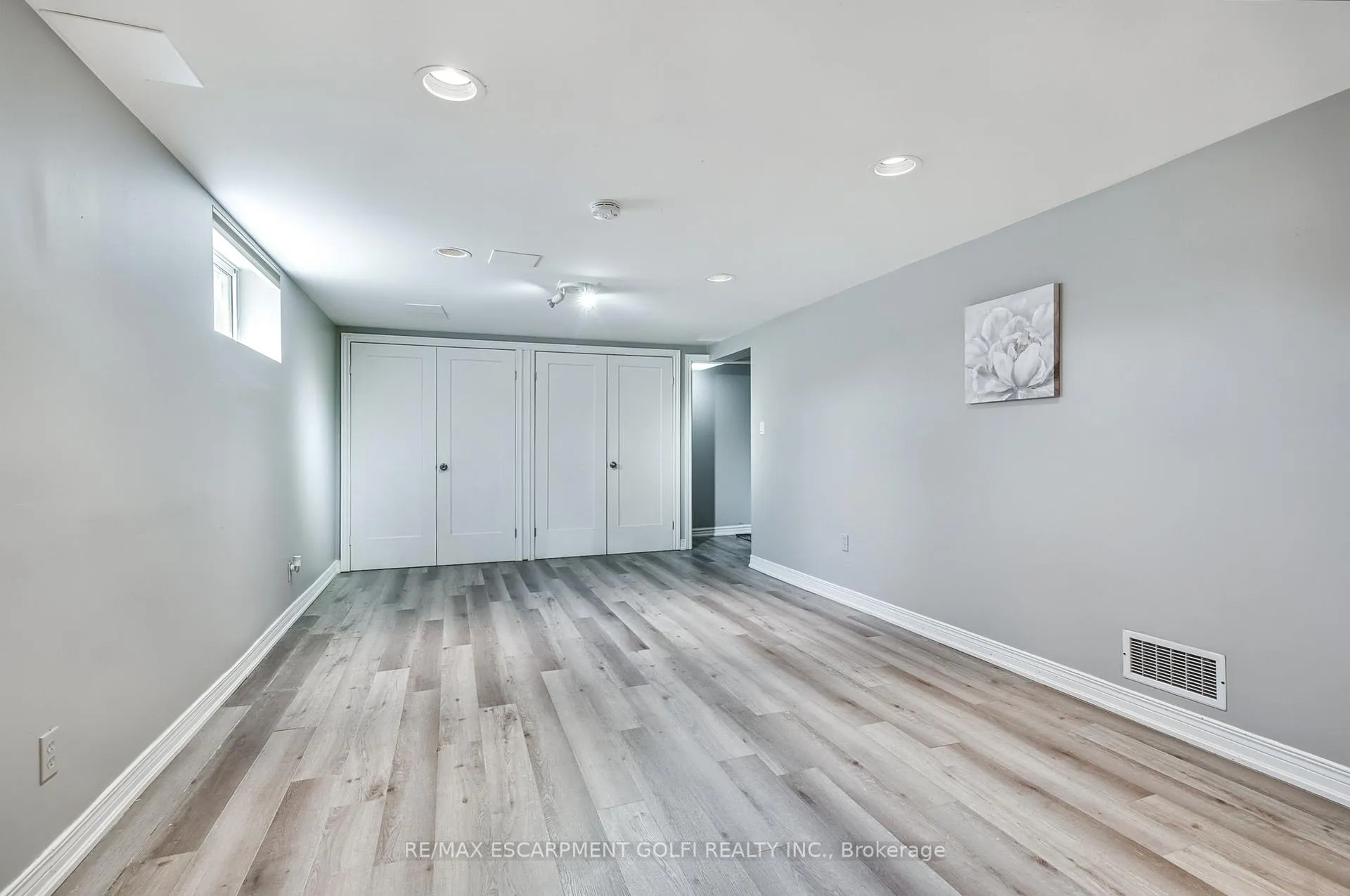 Photo 28 of 5 Cherry Avenue, Grimsby, Grimsby Beach — HOMEH