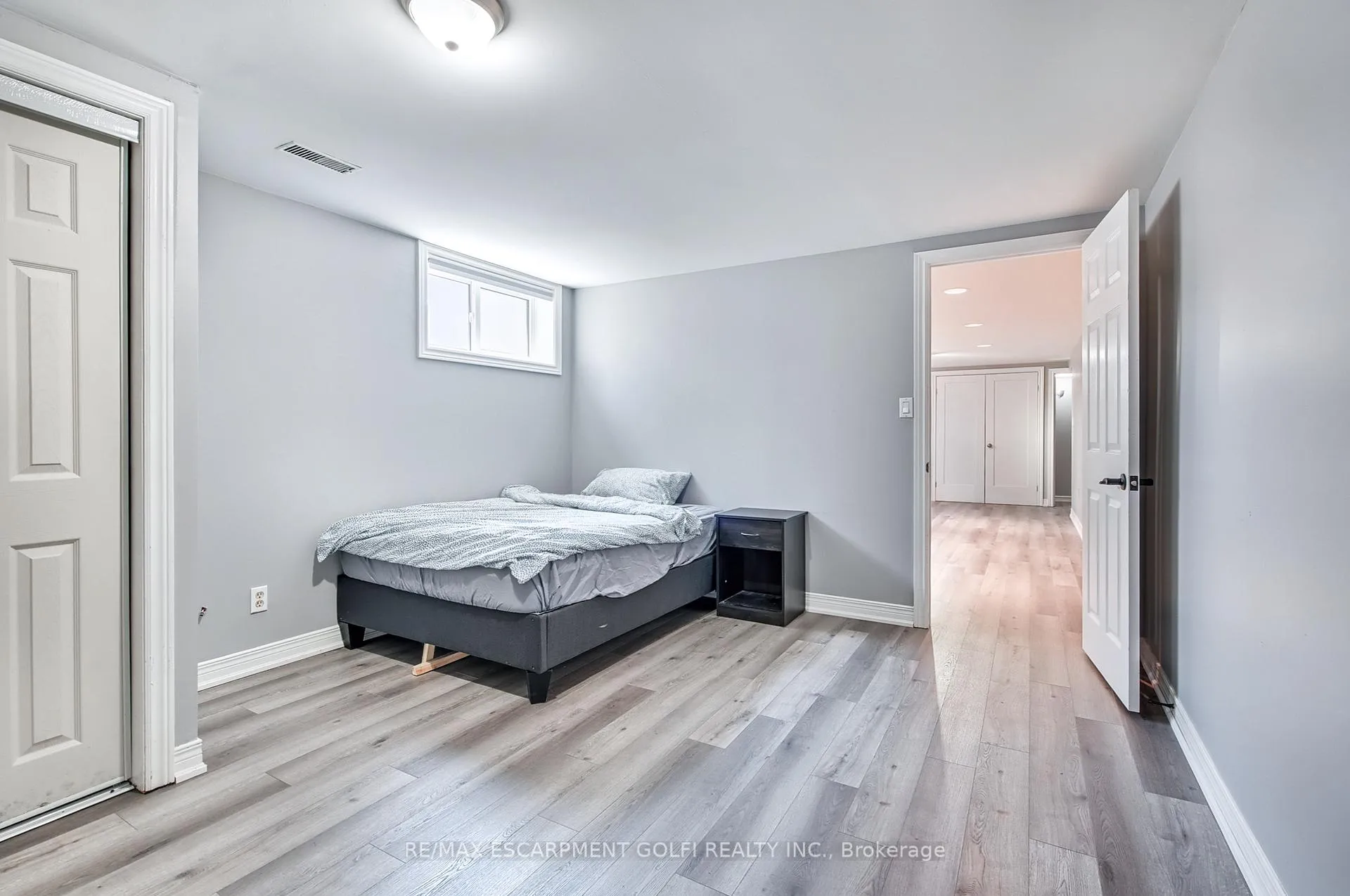 Photo 29 of 5 Cherry Avenue, Grimsby, Grimsby Beach — HOMEH