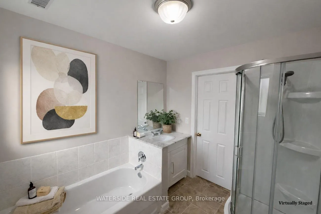 Photo 7 of Unit Apt, 3 King Street, Hamilton, Dundas — HOMEH