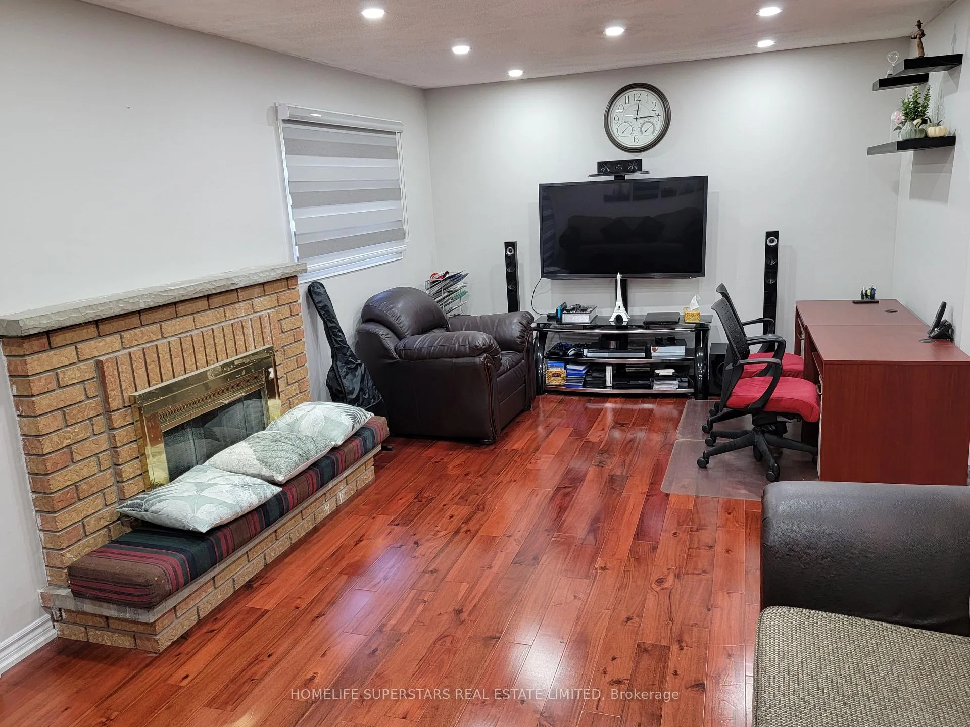 Photo 8 of 6 Elderwood Place, Brampton, Brampton North — HOMEH