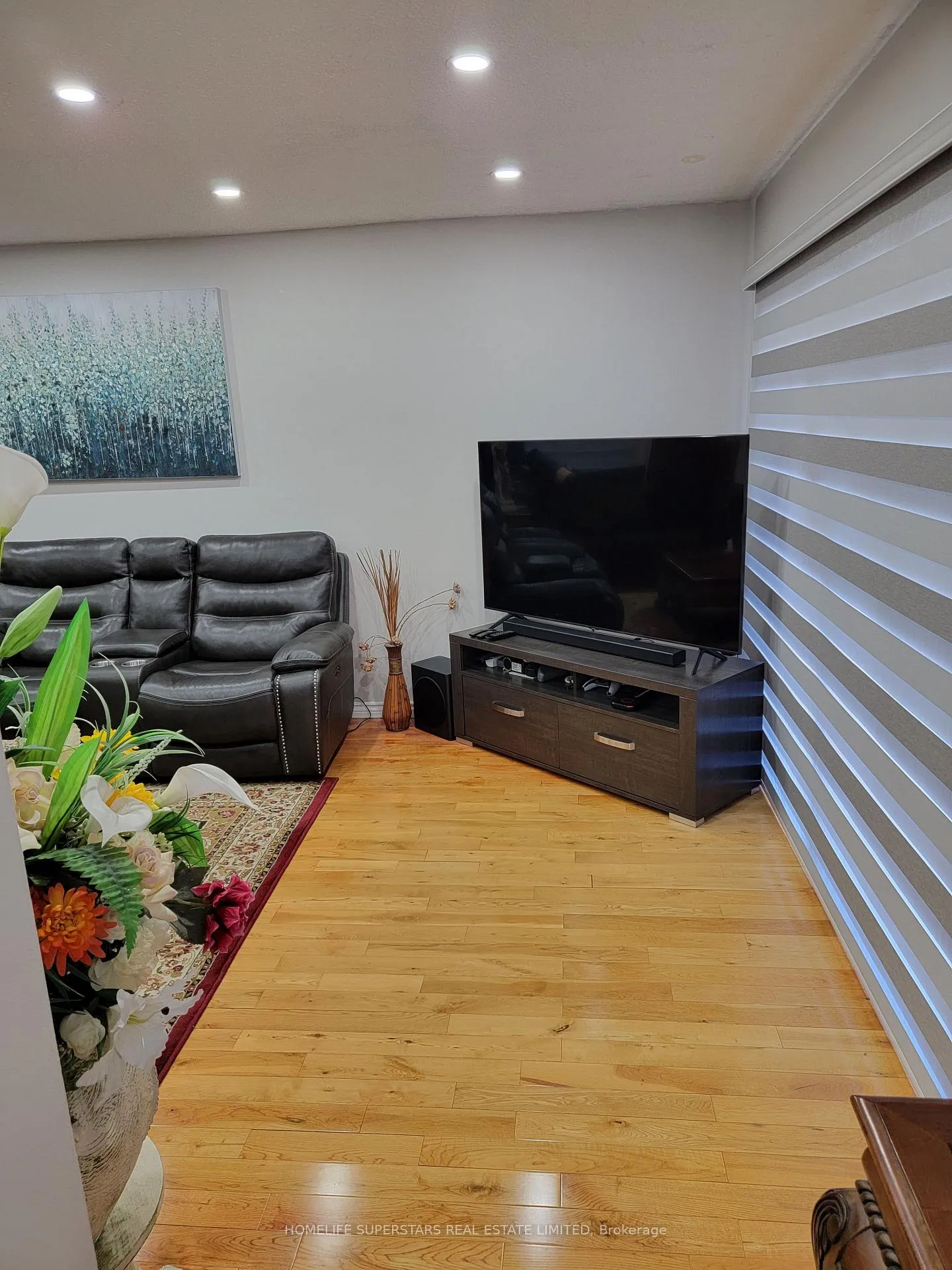 Photo 12 of 6 Elderwood Place, Brampton, Brampton North — HOMEH
