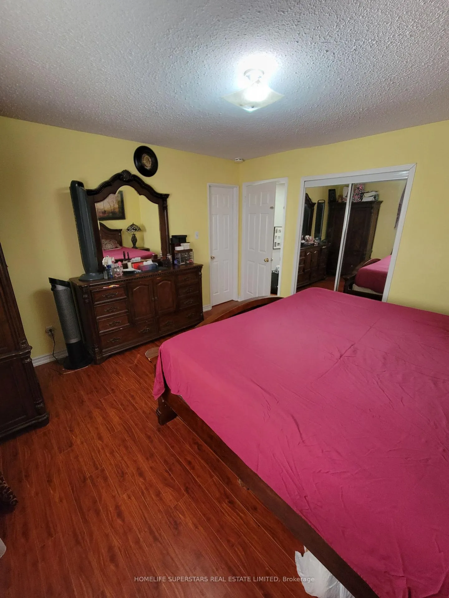 Photo 13 of 6 Elderwood Place, Brampton, Brampton North — HOMEH