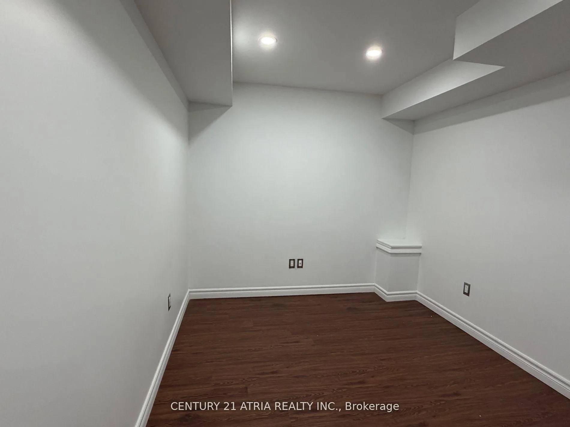 Photo 12 of 31 Seggar Avenue, Ajax, Northwest Ajax — HOMEH