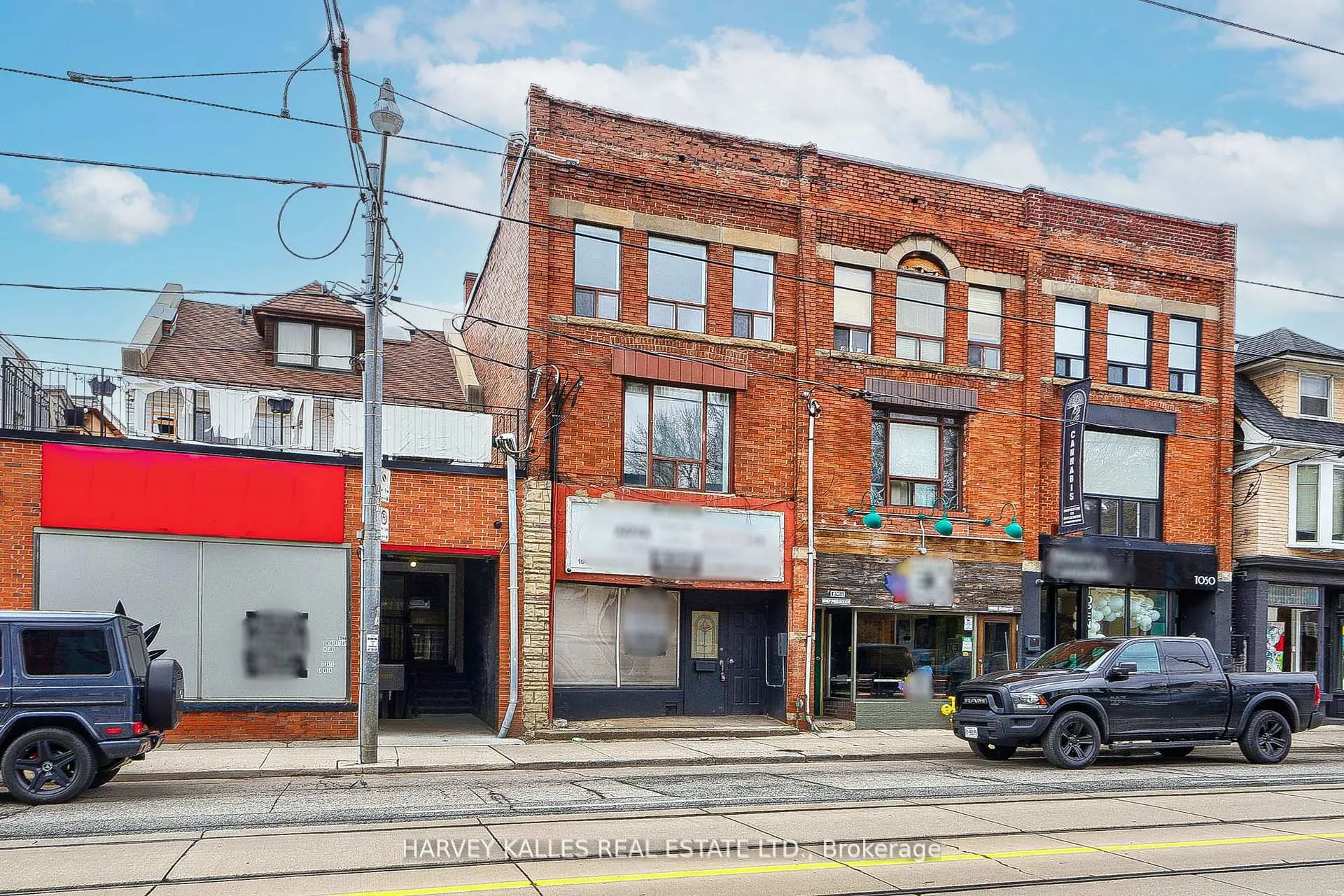 Front of Unit Unit 1, 1046 Bathurst Street