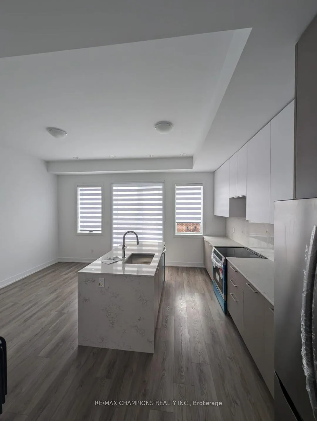 Photo 2 of 51 Desiree Place, Caledon, Bolton East — HOMEH