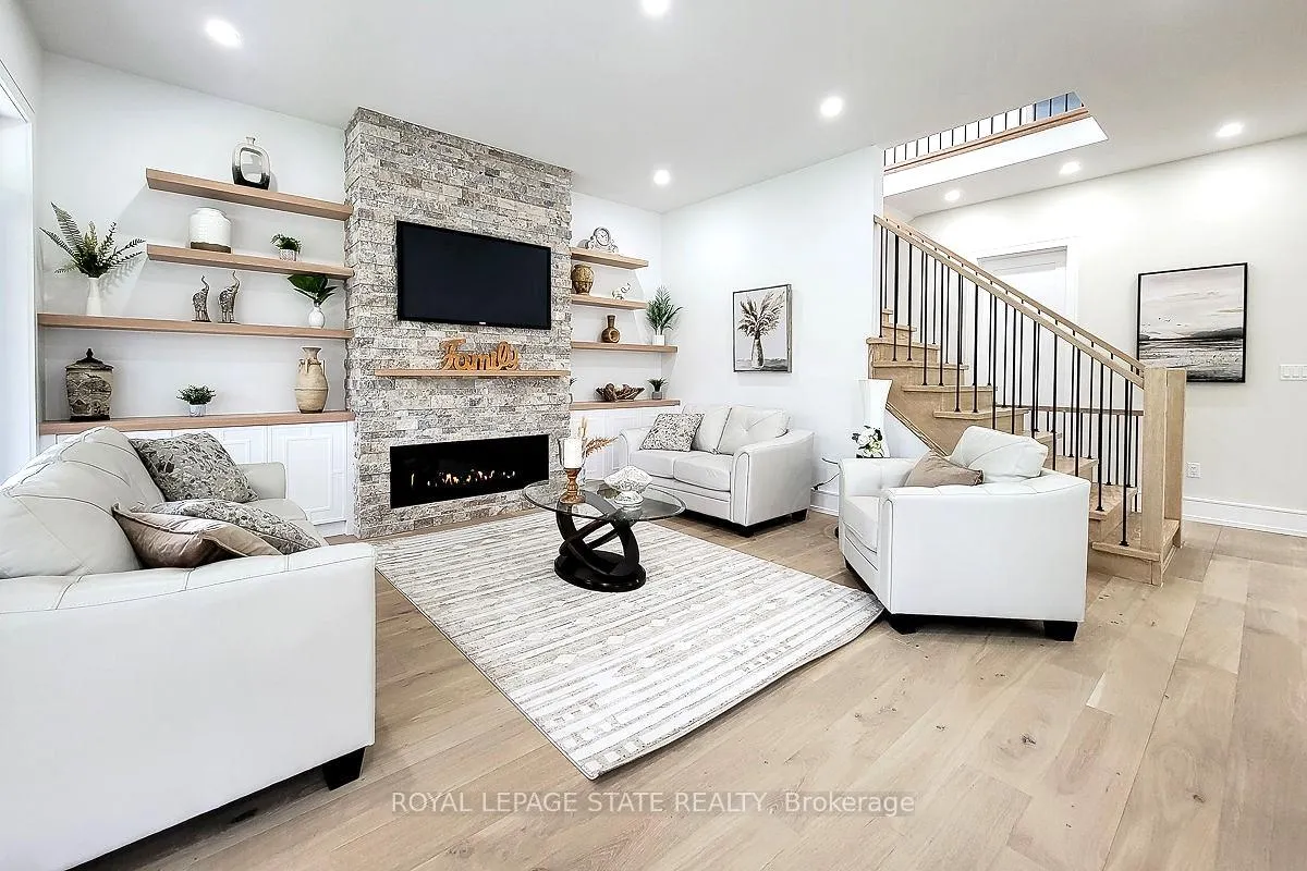 Photo 9 of 63 Hillside Avenue, Hamilton, Dundas — HOMEH
