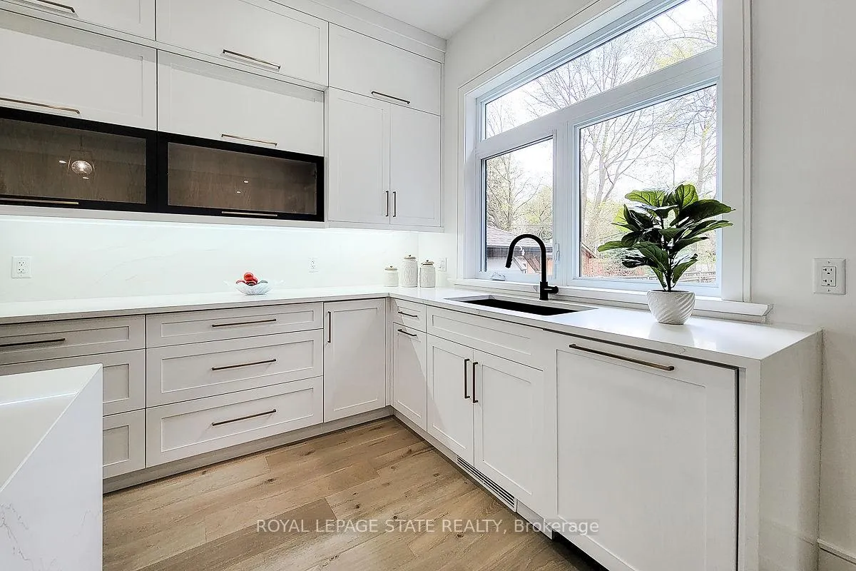Photo 14 of 63 Hillside Avenue, Hamilton, Dundas — HOMEH