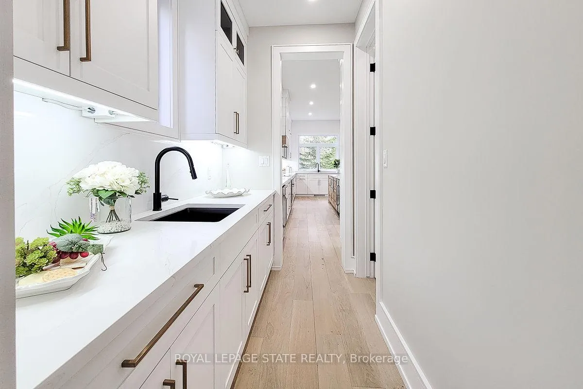 Photo 17 of 63 Hillside Avenue, Hamilton, Dundas — HOMEH