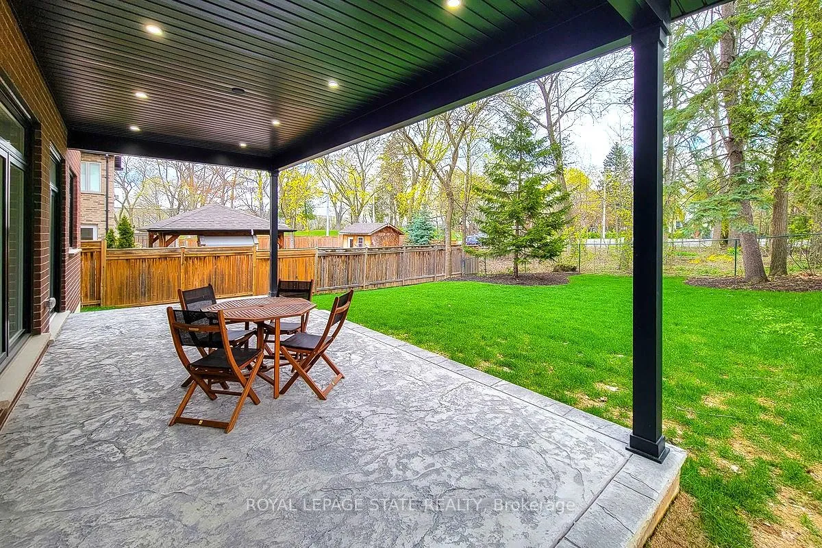 Photo 25 of 63 Hillside Avenue, Hamilton, Dundas — HOMEH