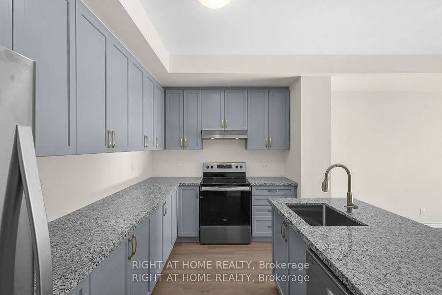 Photo 9 of 13 Gothenburg Lane, Markham, Angus Glen — HOMEH
