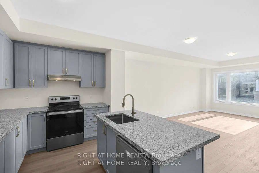 Photo 12 of 13 Gothenburg Lane, Markham, Angus Glen — HOMEH