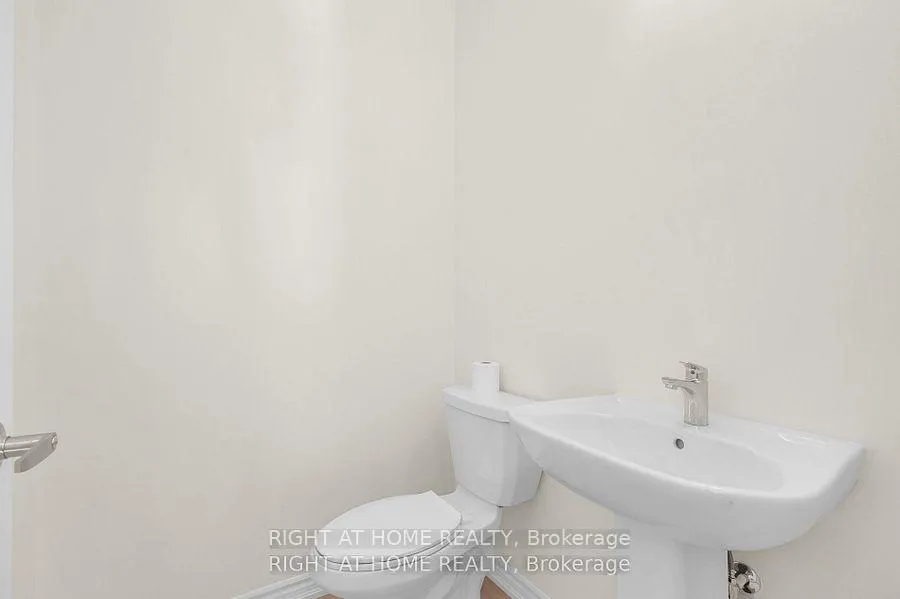 Photo 18 of 13 Gothenburg Lane, Markham, Angus Glen — HOMEH