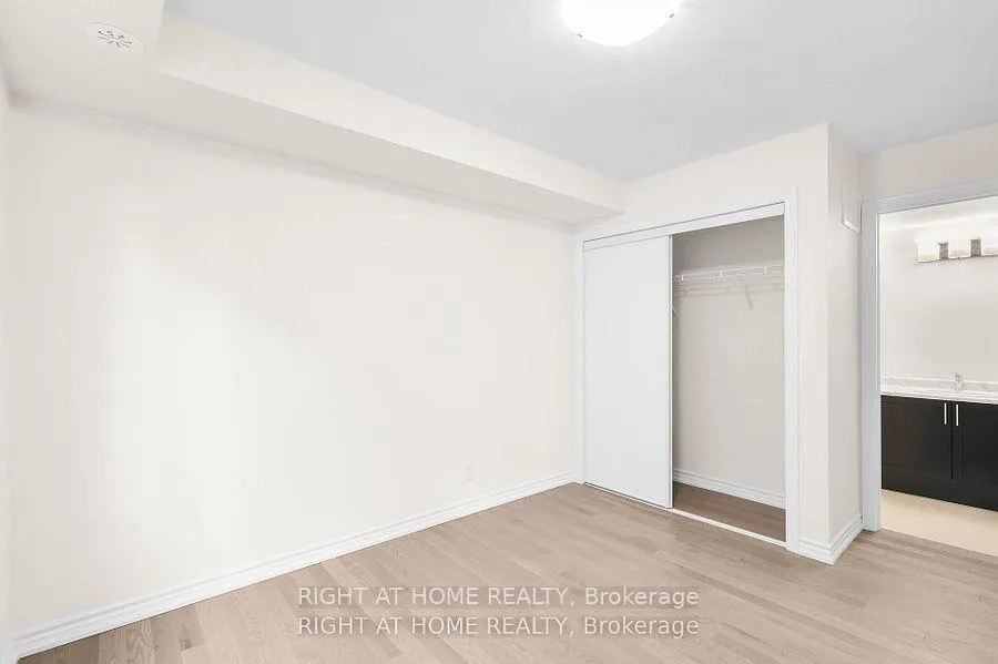 Photo 21 of 13 Gothenburg Lane, Markham, Angus Glen — HOMEH