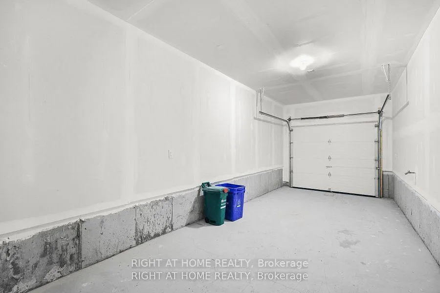 Photo 31 of 13 Gothenburg Lane, Markham, Angus Glen — HOMEH