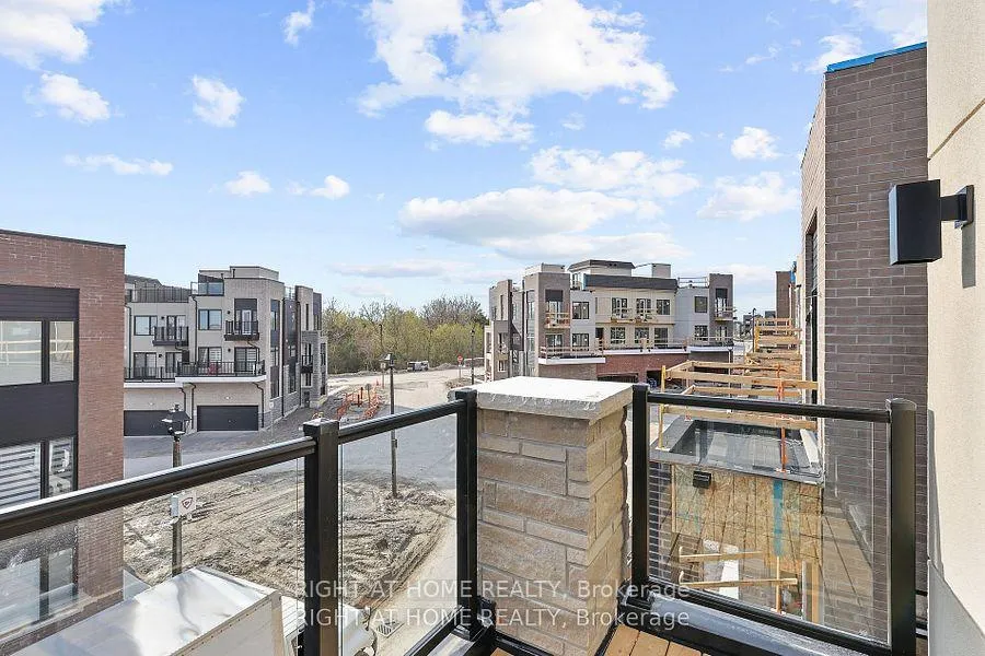 Photo 33 of 13 Gothenburg Lane, Markham, Angus Glen — HOMEH