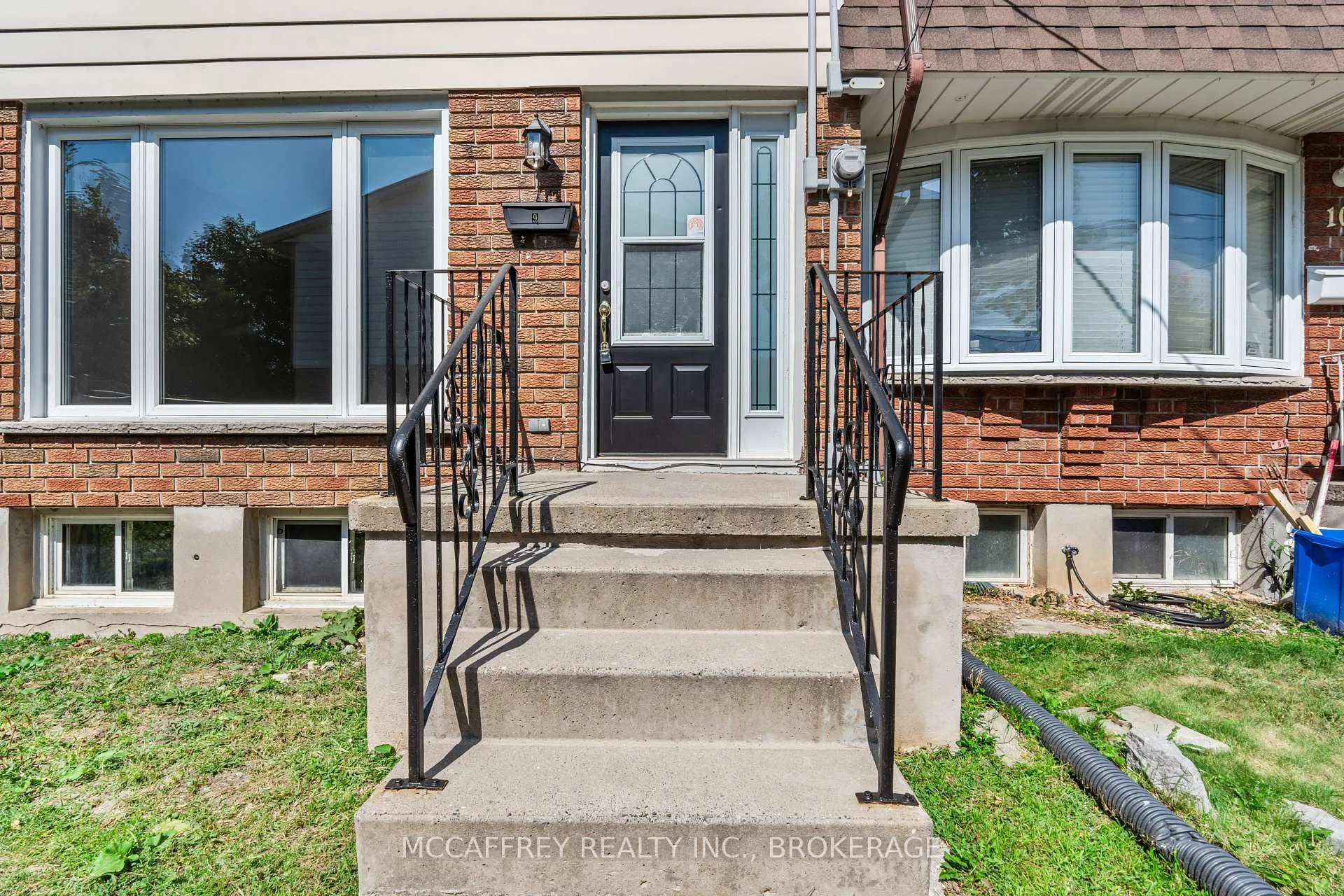 Photo 3 of Unit 9, 26 Addington Street, Loyalist, Amherstview — HOMEH