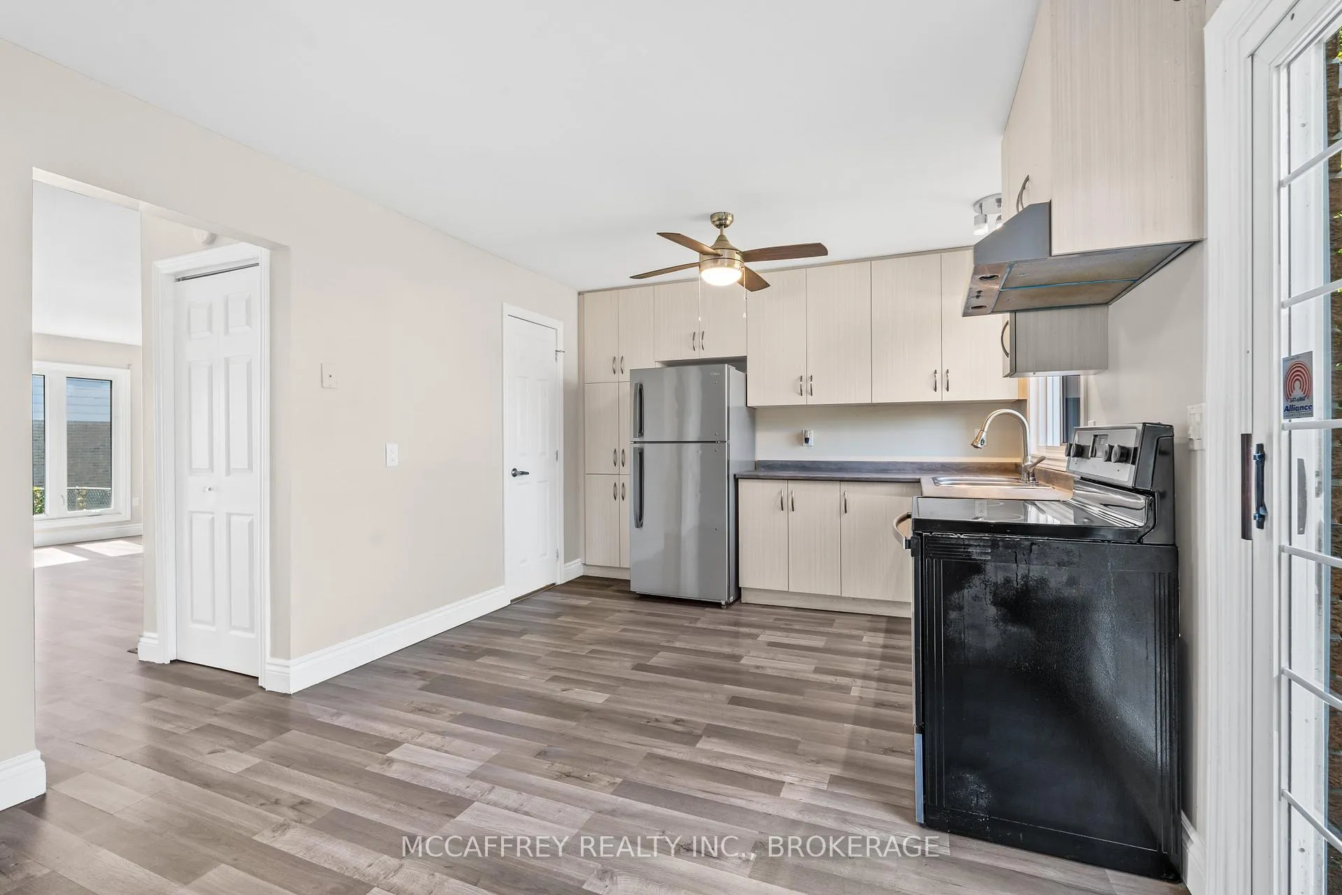 Photo 13 of Unit 9, 26 Addington Street, Loyalist, Amherstview — HOMEH