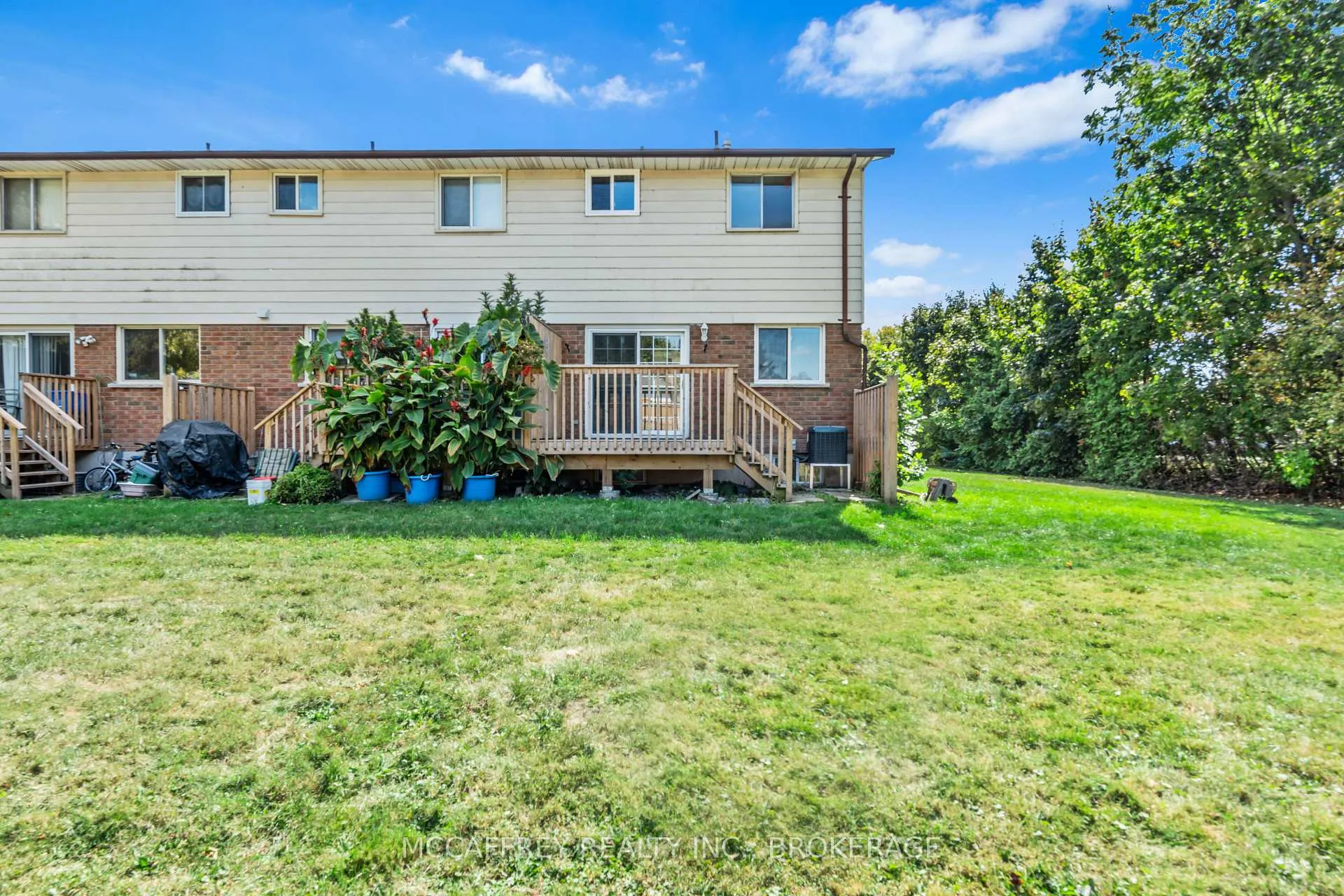 Photo 34 of Unit 9, 26 Addington Street, Loyalist, Amherstview — HOMEH