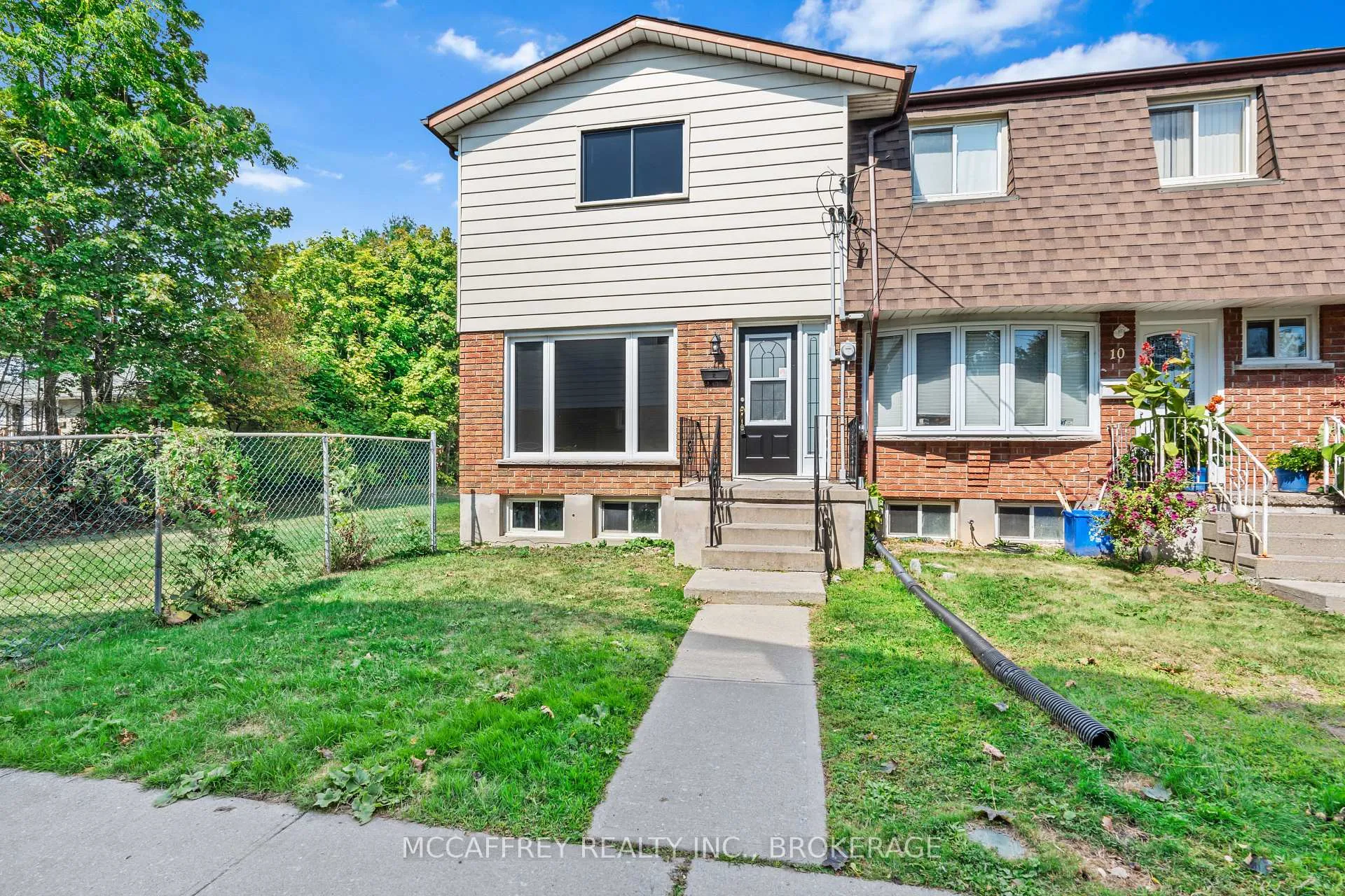 Photo 36 of Unit 9, 26 Addington Street, Loyalist, Amherstview — HOMEH