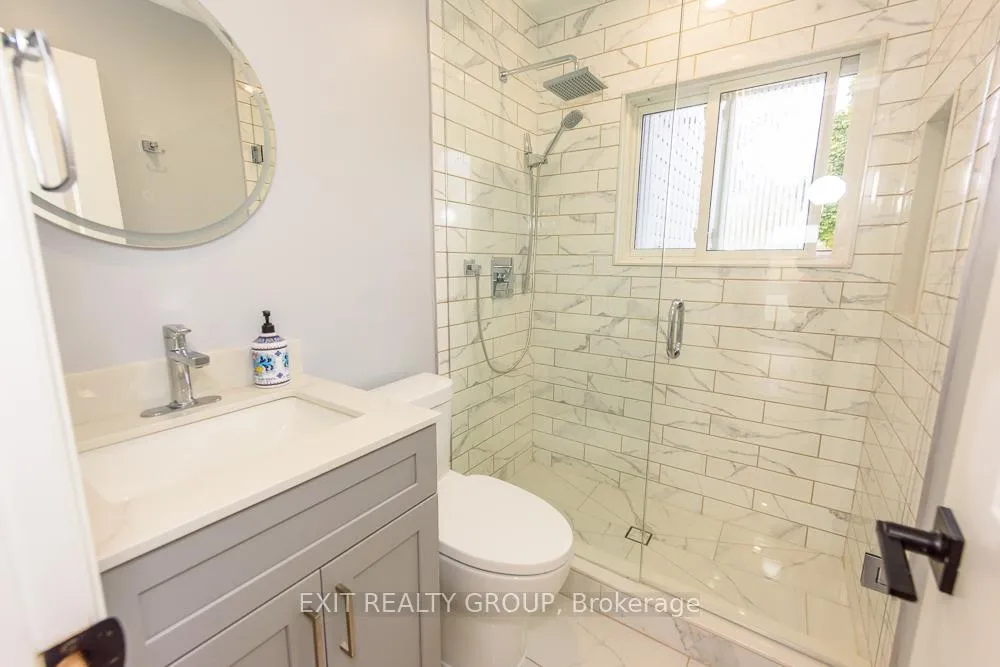 Photo 13 of 250 Ashley Street, Belleville, Thurlow Ward — HOMEH