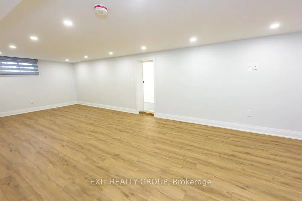 Photo 17 of 250 Ashley Street, Belleville, Thurlow Ward — HOMEH