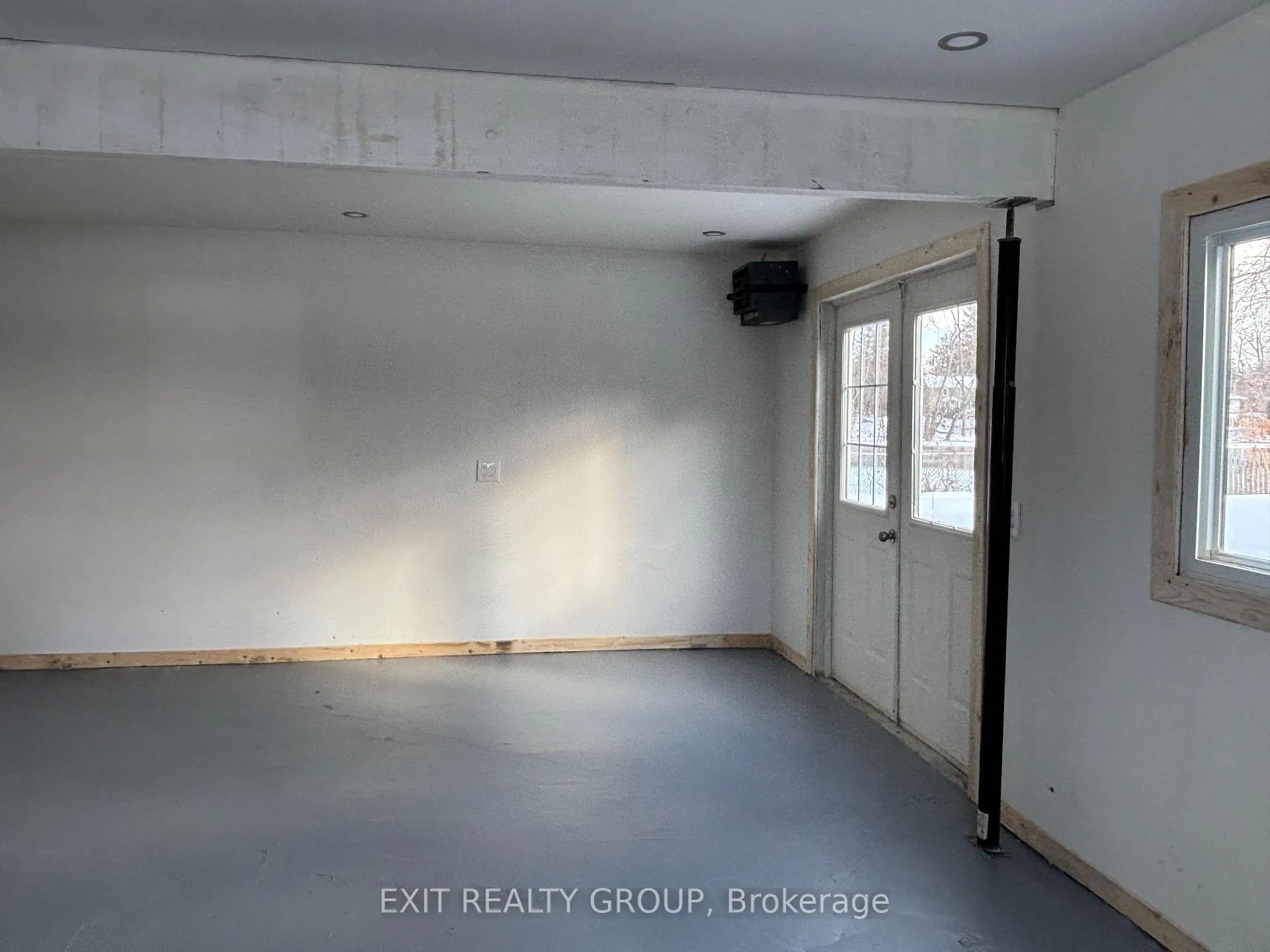 Photo 27 of 250 Ashley Street, Belleville, Thurlow Ward — HOMEH