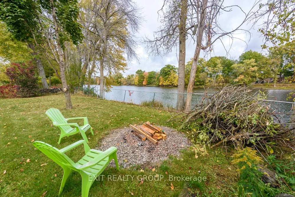 Photo 31 of 250 Ashley Street, Belleville, Thurlow Ward — HOMEH