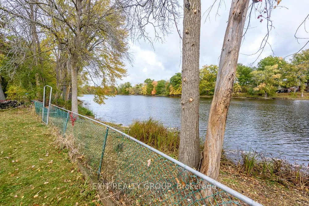 Photo 32 of 250 Ashley Street, Belleville, Thurlow Ward — HOMEH