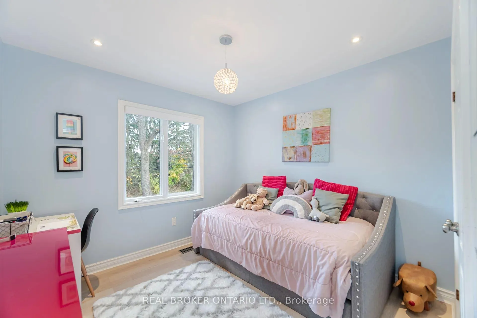 Photo 33 of 168 Lovers Lane, Hamilton, Ancaster — HOMEH