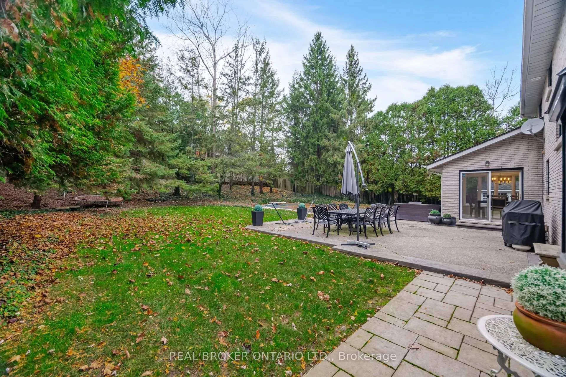 Photo 45 of 168 Lovers Lane, Hamilton, Ancaster — HOMEH