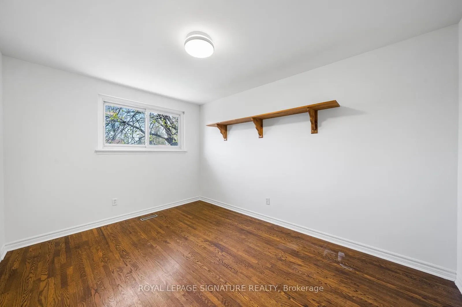 Photo 14 of Unit Upper, 232 Harmony Road N, Oshawa, Eastdale — HOMEH