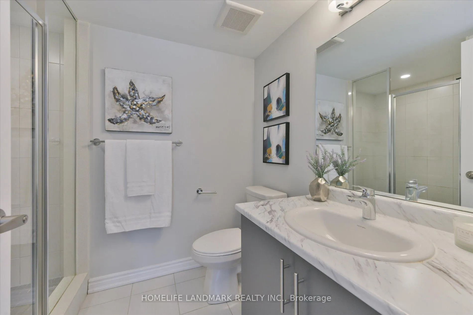 Photo 6 of 25 William Shearn Crescent, Markham, Unionville — HOMEH