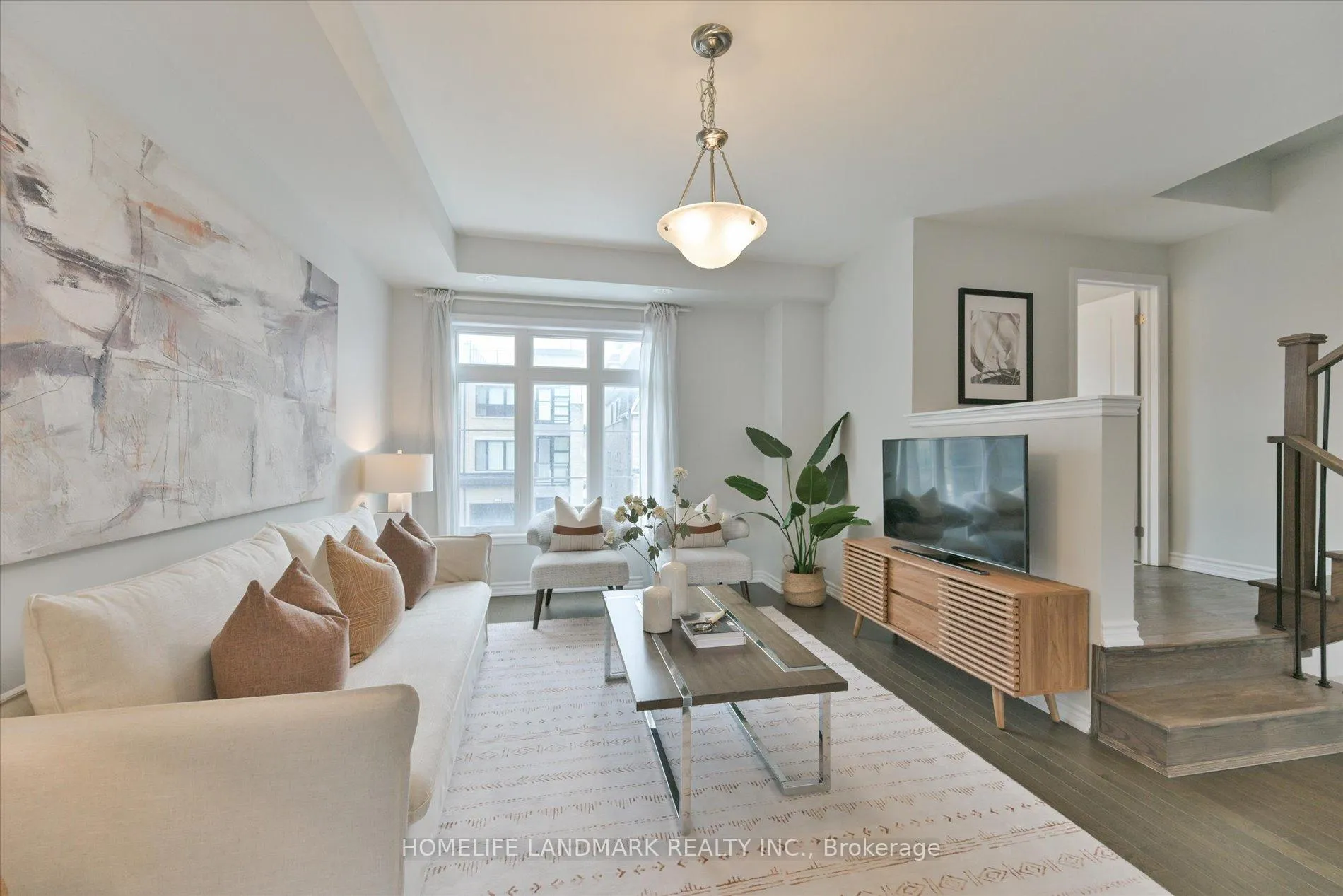 Photo 14 of 25 William Shearn Crescent, Markham, Unionville — HOMEH