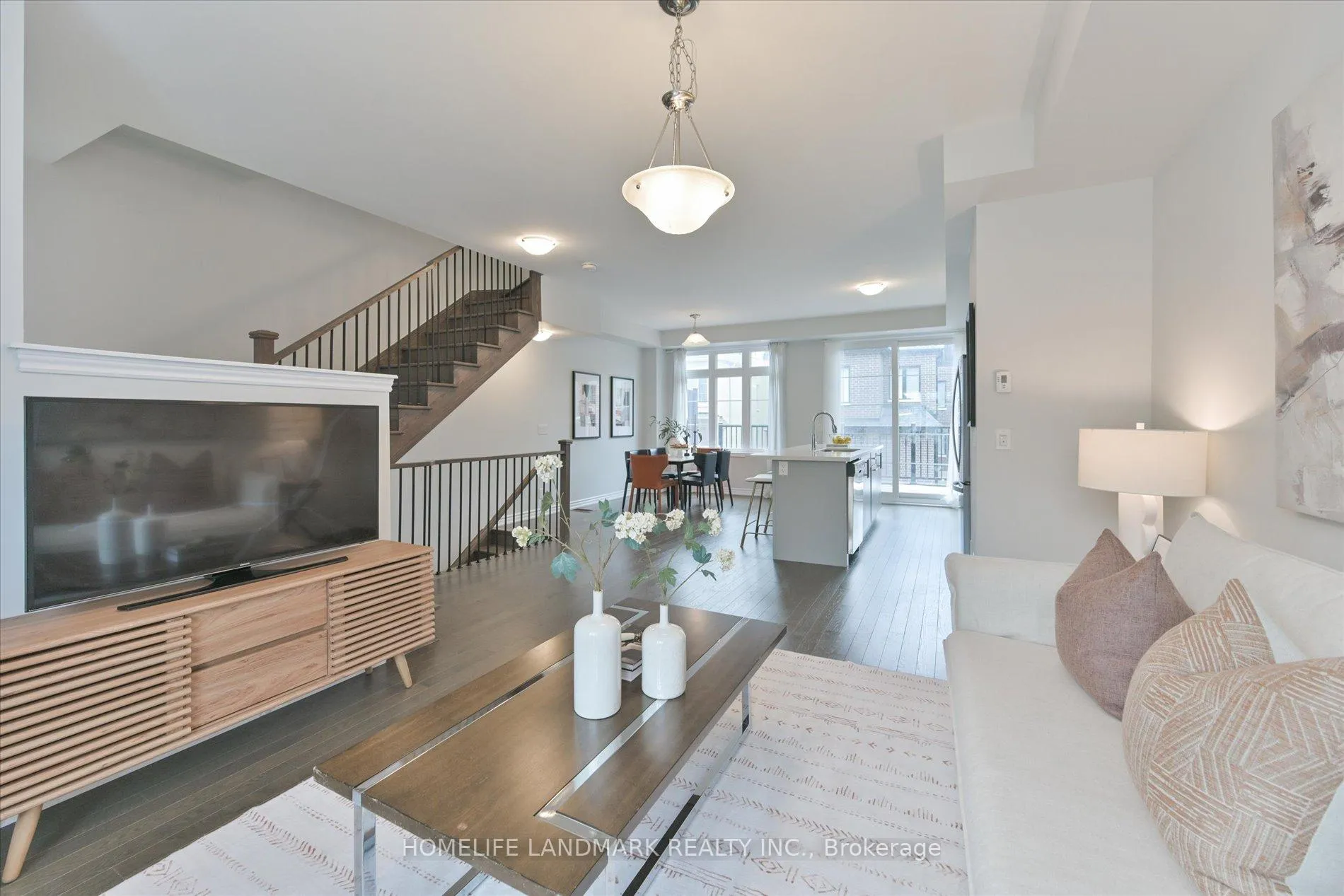 Photo 16 of 25 William Shearn Crescent, Markham, Unionville — HOMEH