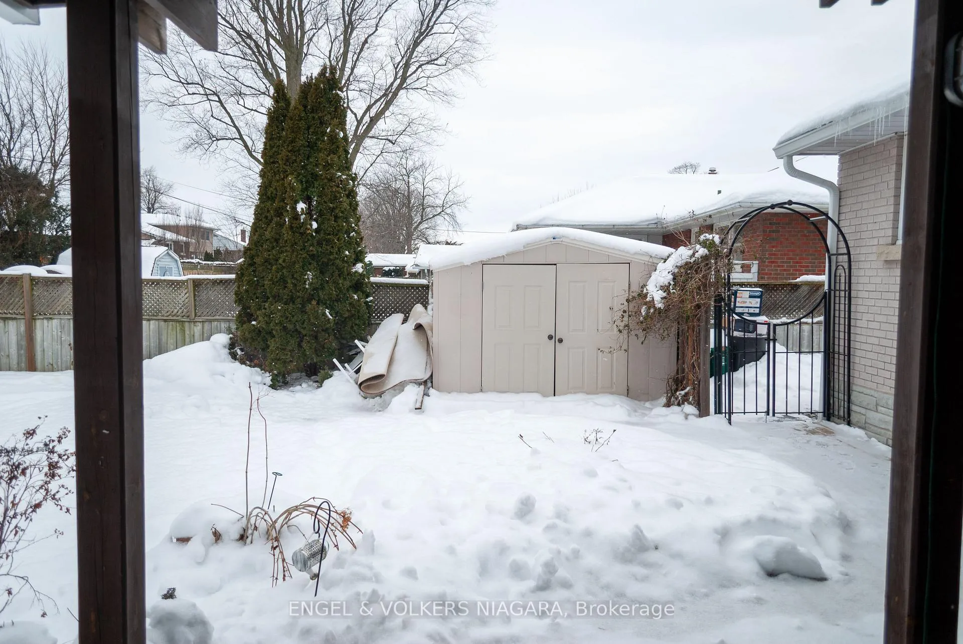 Photo 3 of Unit Lower Level, 6708 Oneil Street, Niagara Falls, Stamford — HOMEH