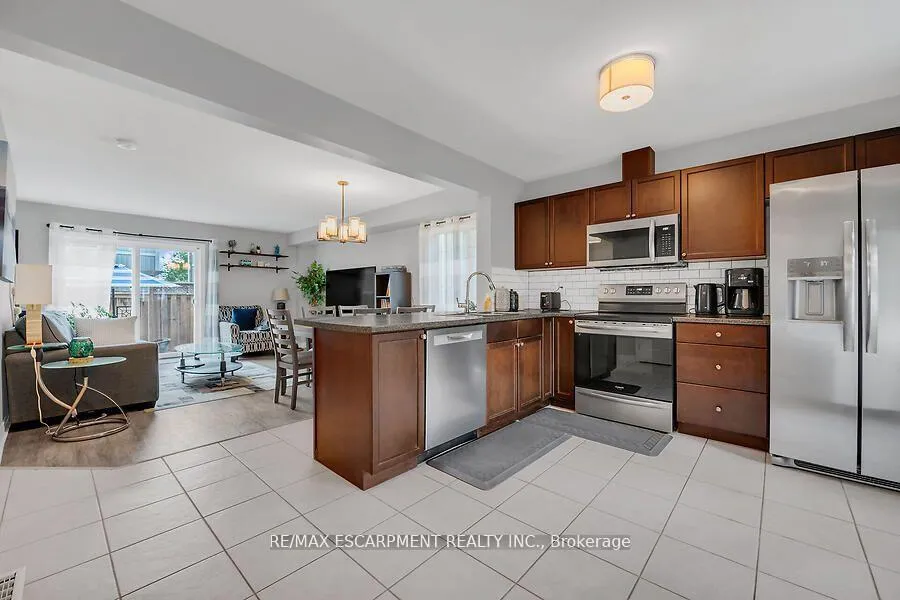 Photo 7 of Unit 22, 68A Main Street N, Haldimand — HOMEH