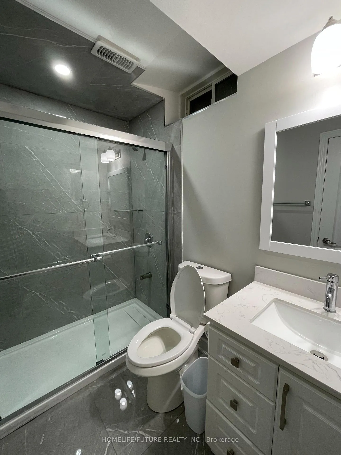 Photo 2 of Unit Bsmt, 28 Attview Crescent, Brampton, Bram East — HOMEH