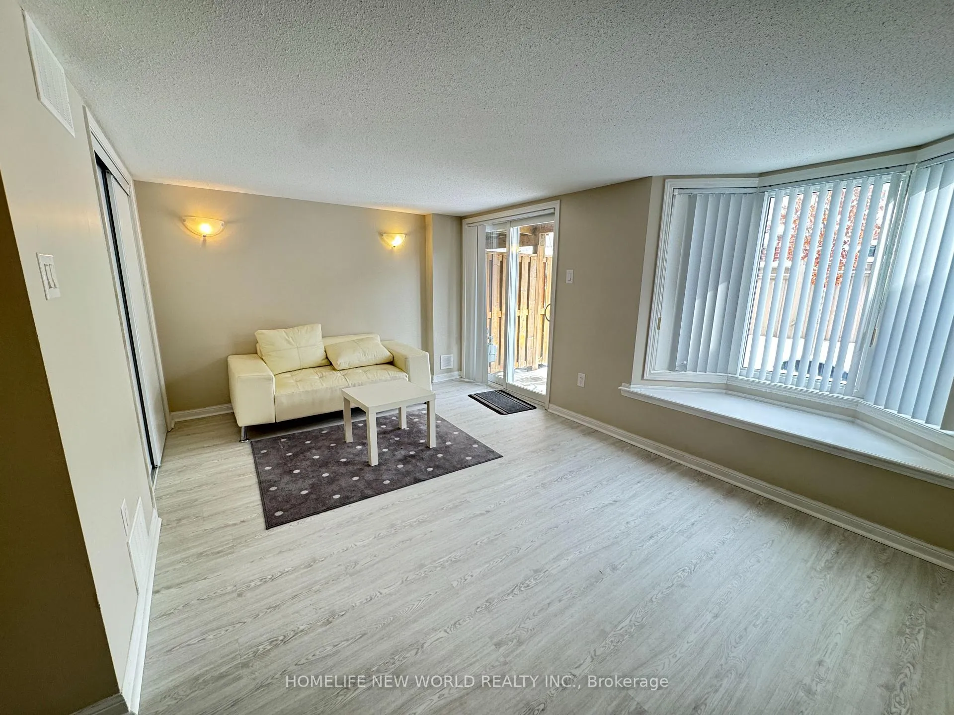 Photo 13 of 7 Edwin Pearson Street W, Aurora, Bayview Northeast — HOMEH