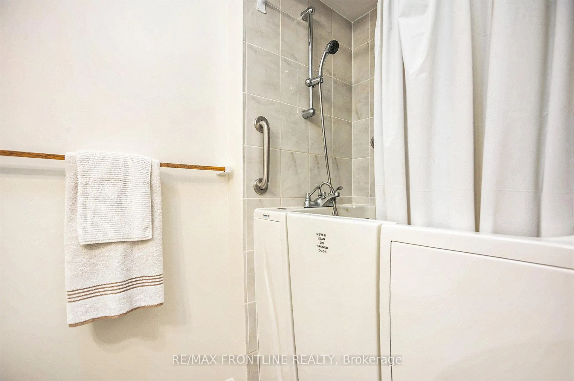 Photo 20 of 10 Bathurst Road, Perth — HOMEH