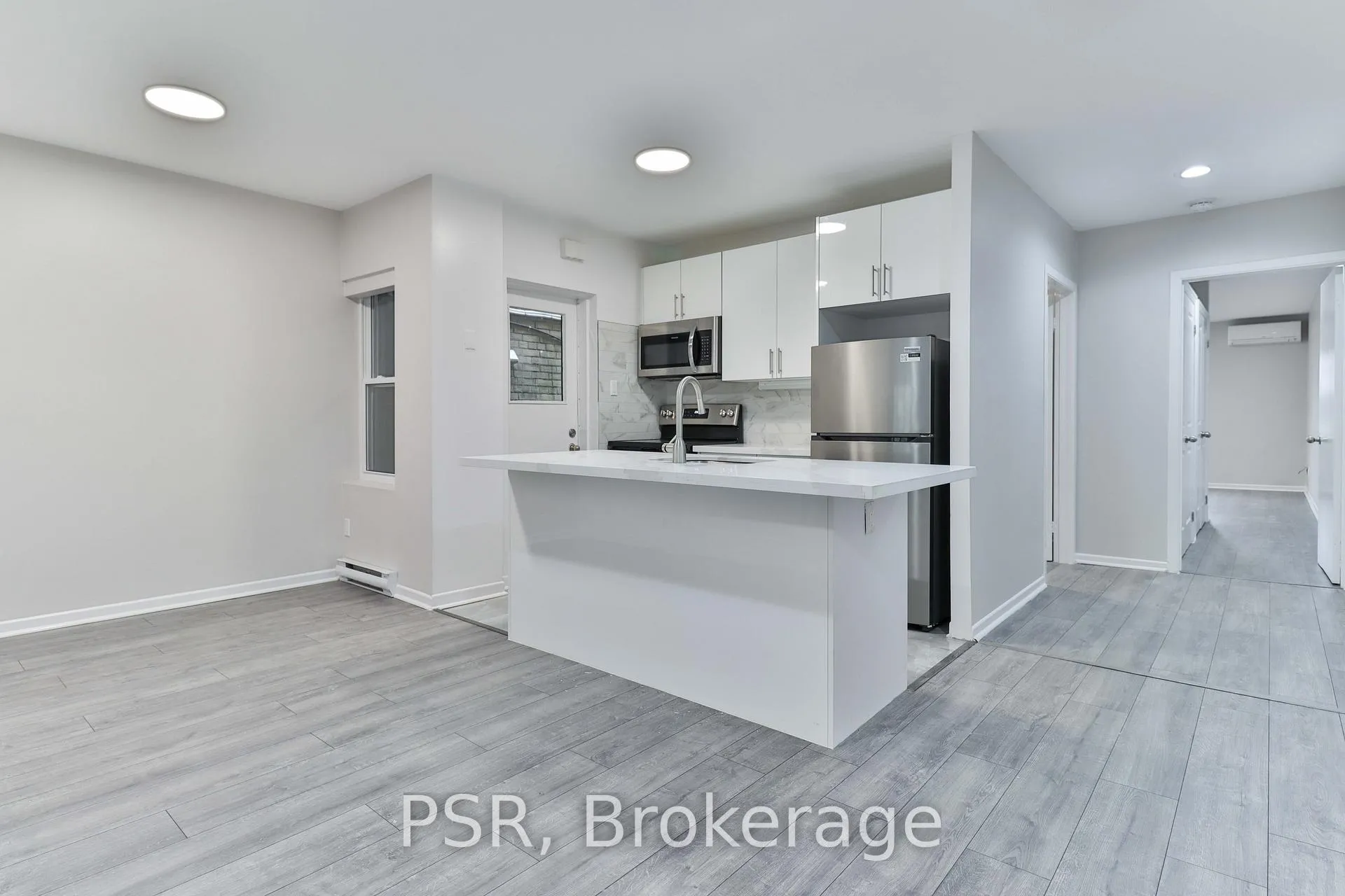 Photo 5 of Unit 2, 104 Beverley Street, Toronto, Kensington-Chinatown — HOMEH