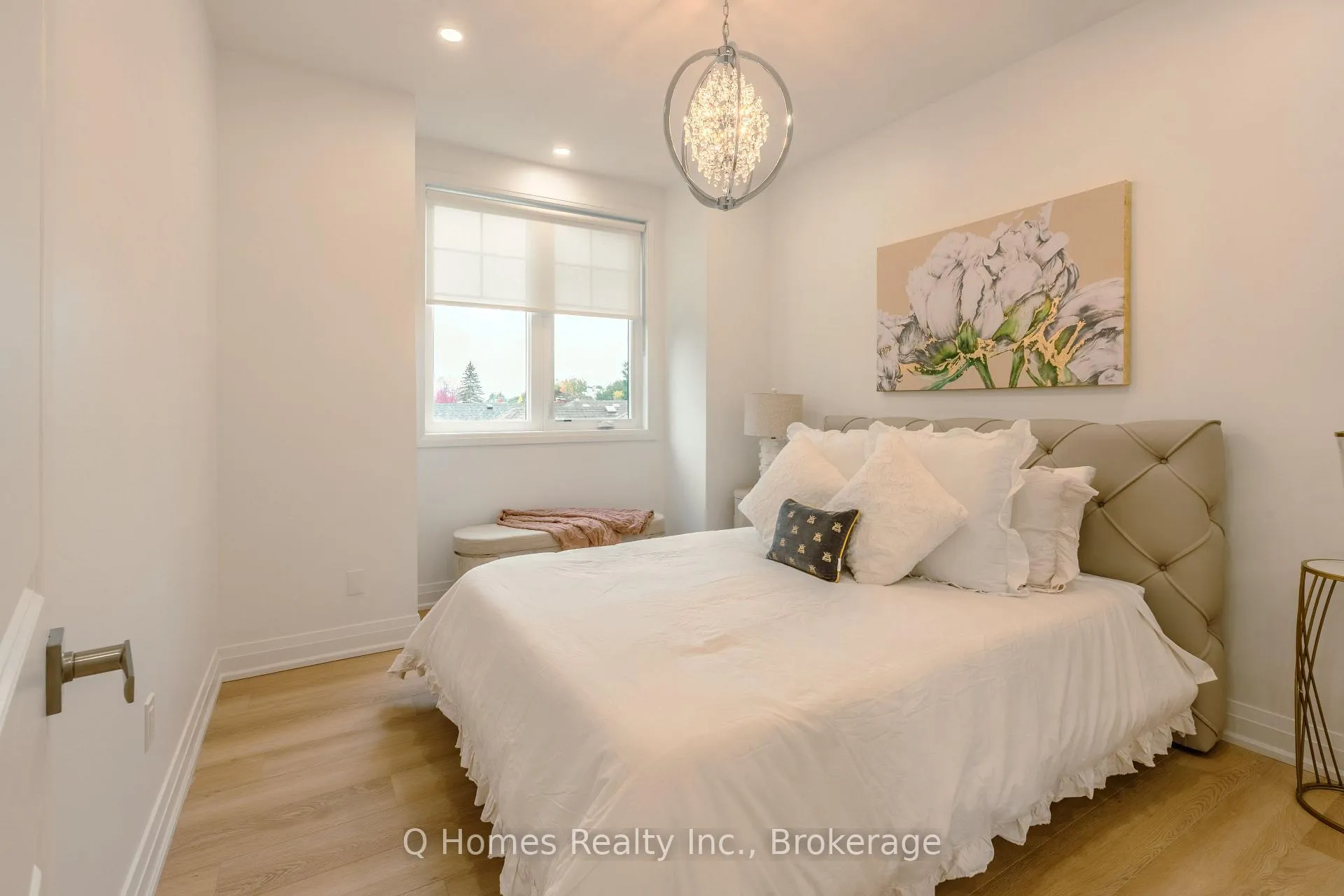 Photo 9 of Unit 6, 58 Mcnairn Avenue, Toronto, Bedford Park-Nortown — HOMEH