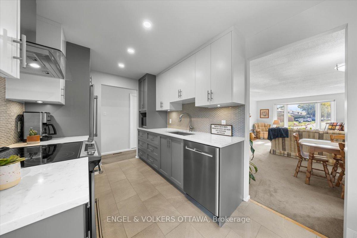 Photo 13 of 11 Ventnor Way, Ottawa, Barrhaven - Pheasant Run — HOMEH