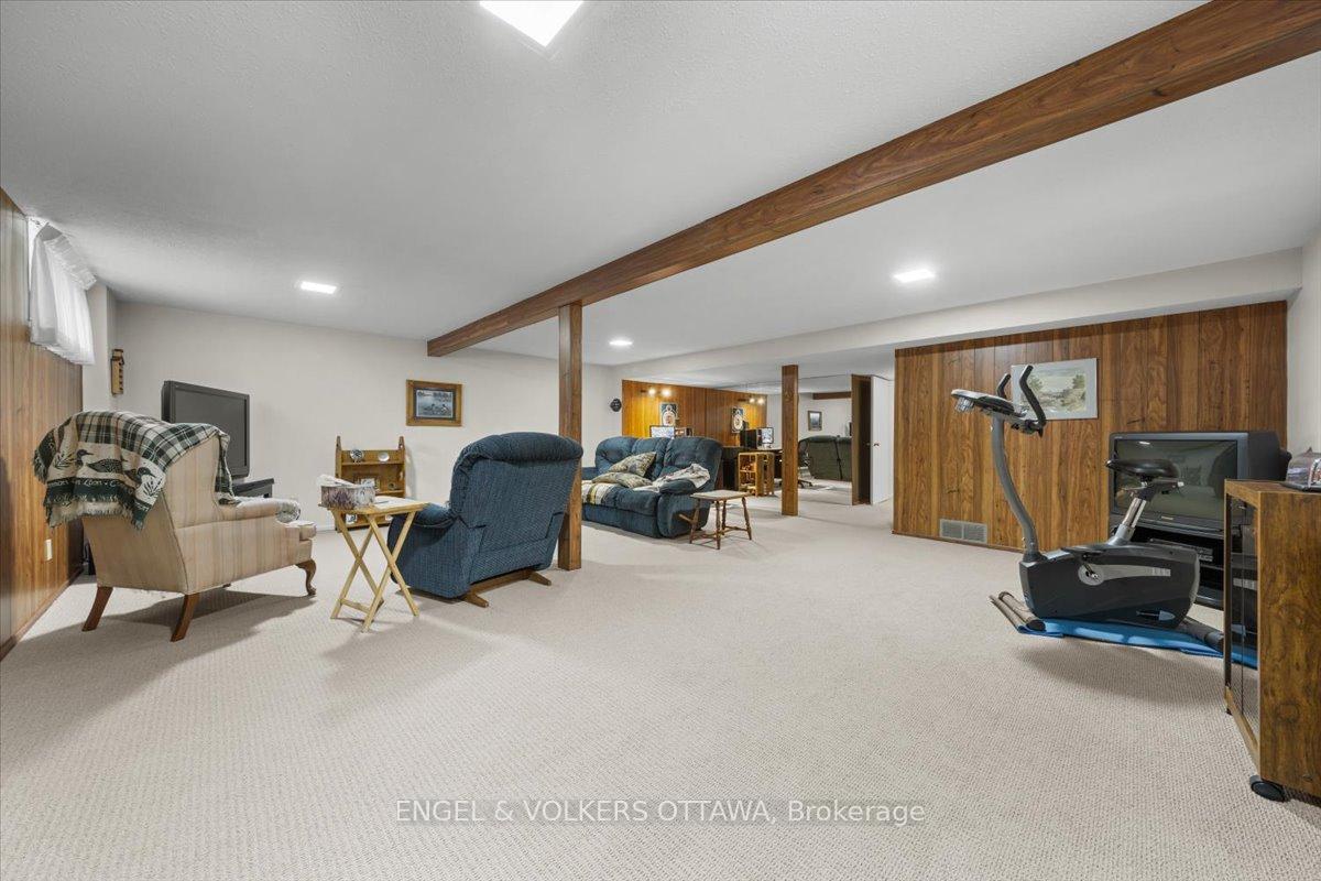 Photo 29 of 11 Ventnor Way, Ottawa, Barrhaven - Pheasant Run — HOMEH