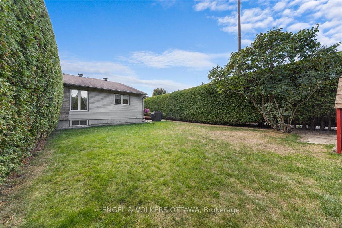 Photo 35 of 11 Ventnor Way, Ottawa, Barrhaven - Pheasant Run — HOMEH