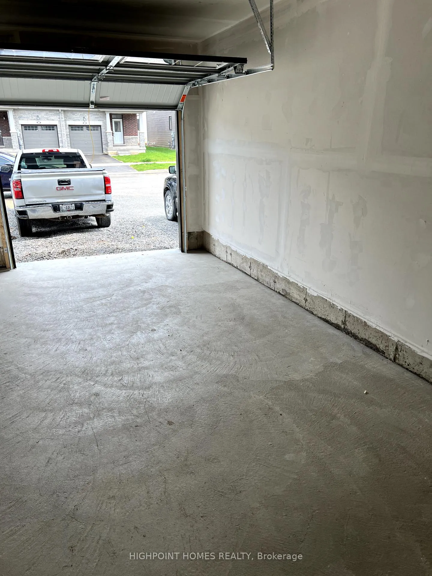 Photo 24 of 11 Lemon Avenue, Thorold, Hurricane/Merrittville — HOMEH