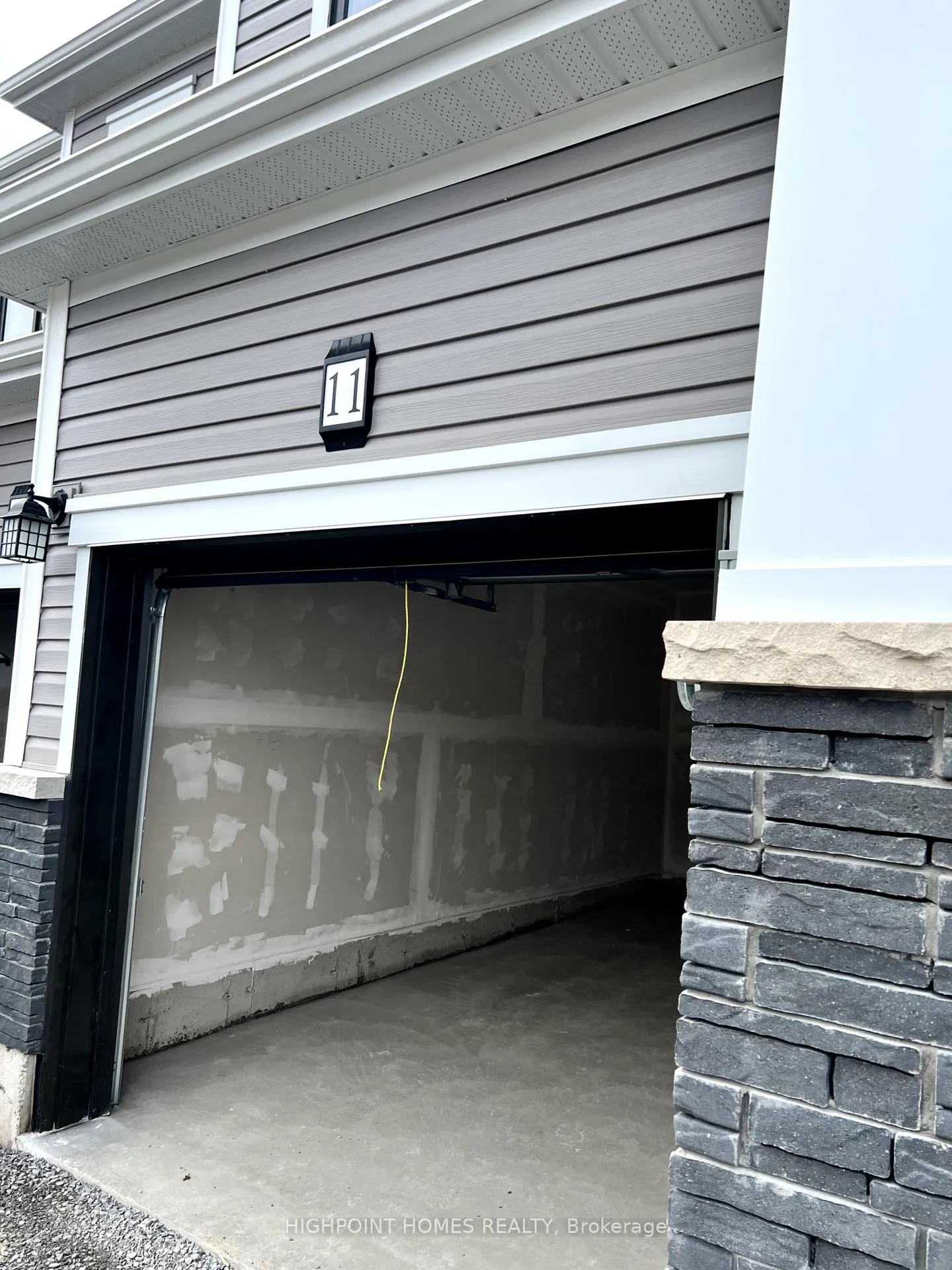 Photo 31 of 11 Lemon Avenue, Thorold, Hurricane/Merrittville — HOMEH