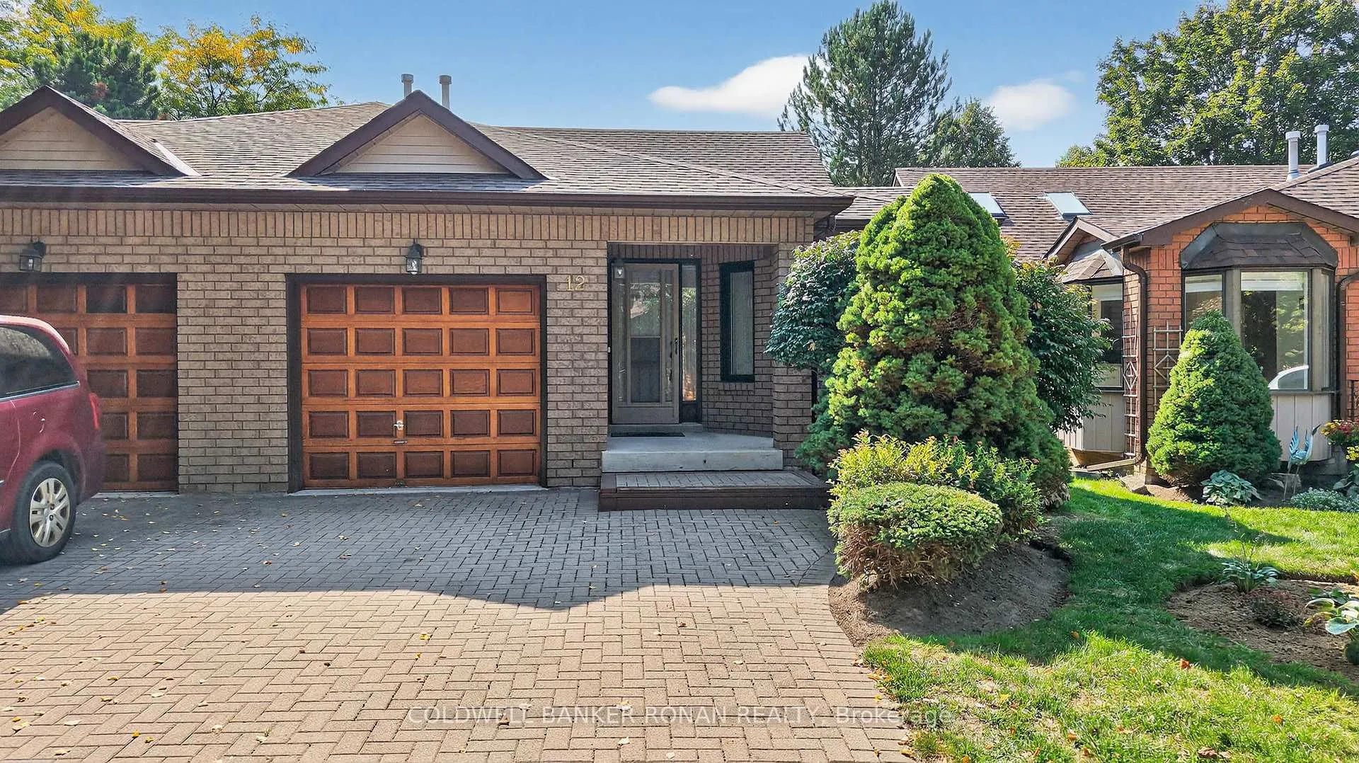 Photo 1 of 12 Glenwood Drive, New Tecumseth, Alliston — HOMEH