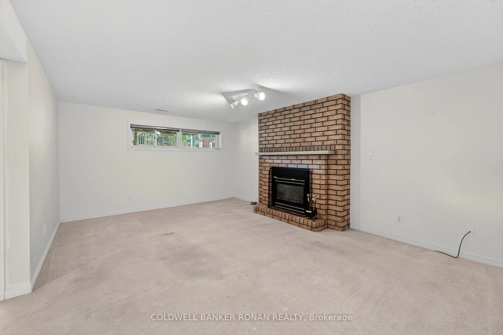 Photo 30 of 12 Glenwood Drive, New Tecumseth, Alliston — HOMEH