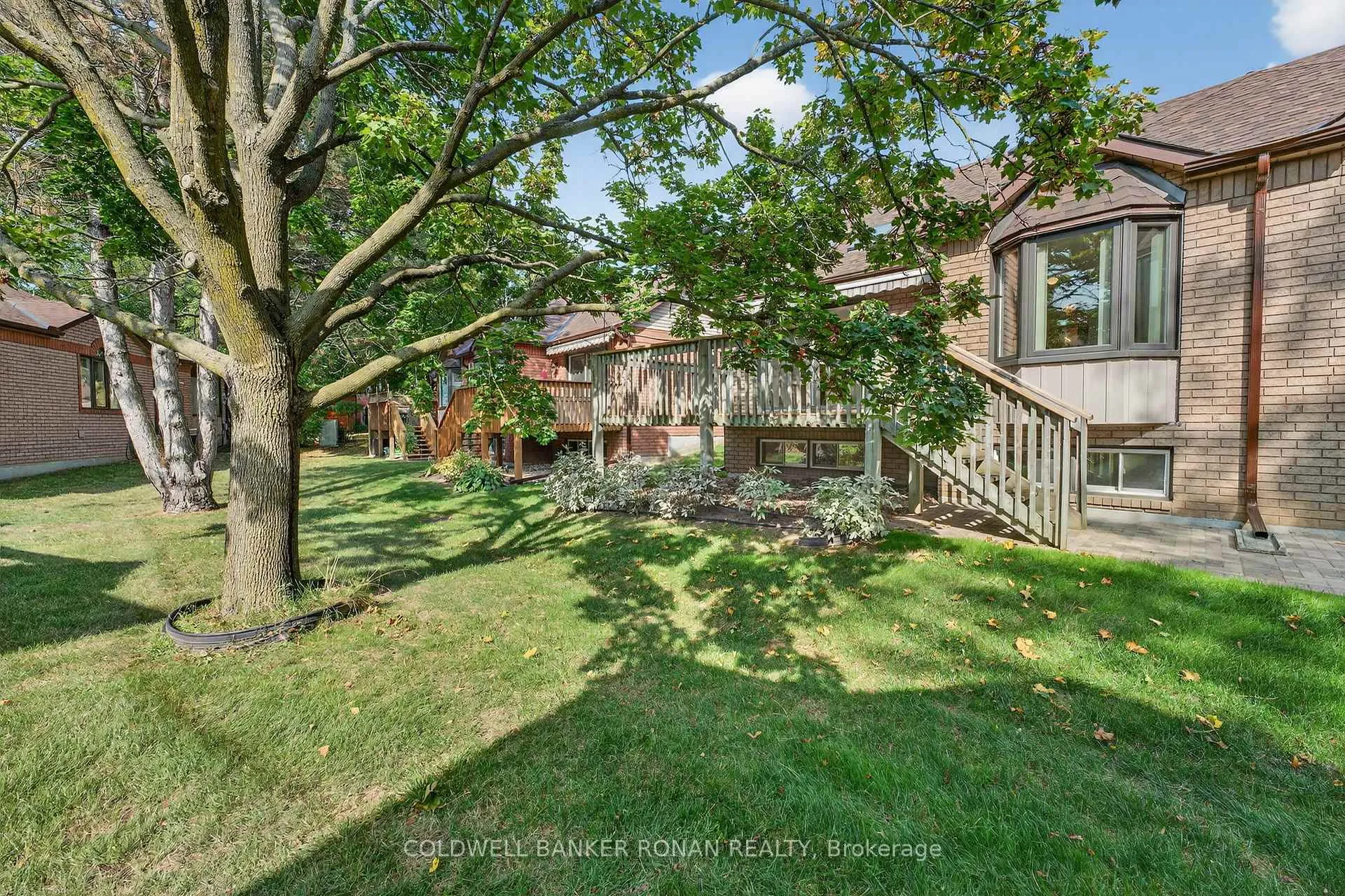 Photo 45 of 12 Glenwood Drive, New Tecumseth, Alliston — HOMEH